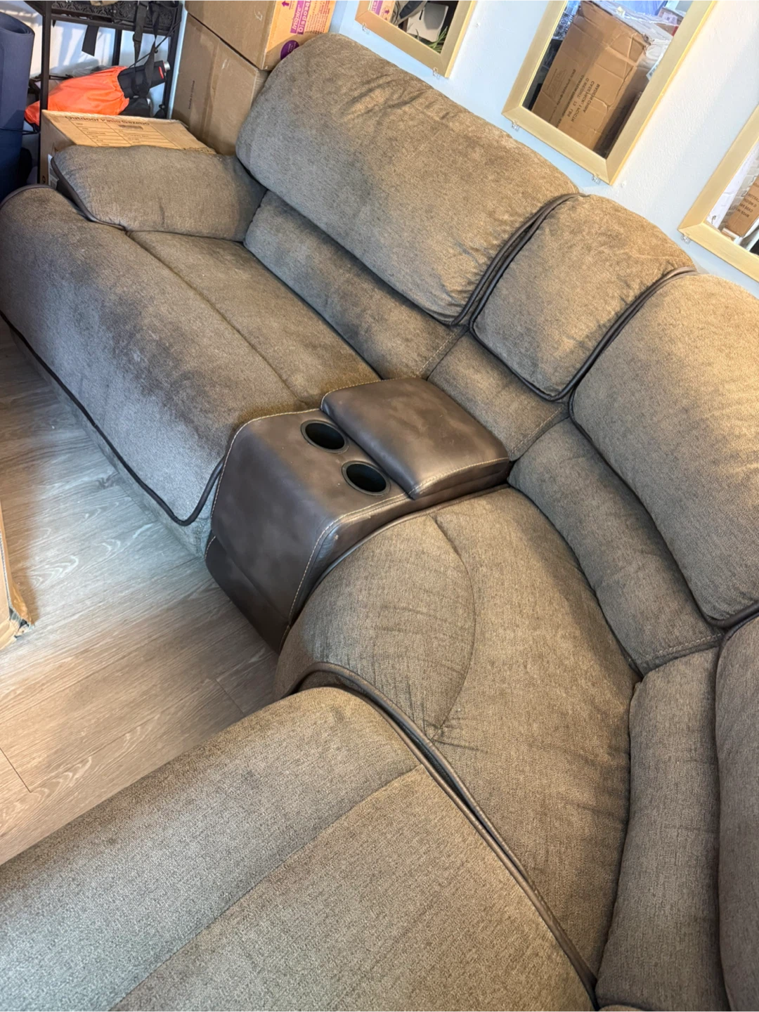 Sectional Reclining Sofa with Cup Holders