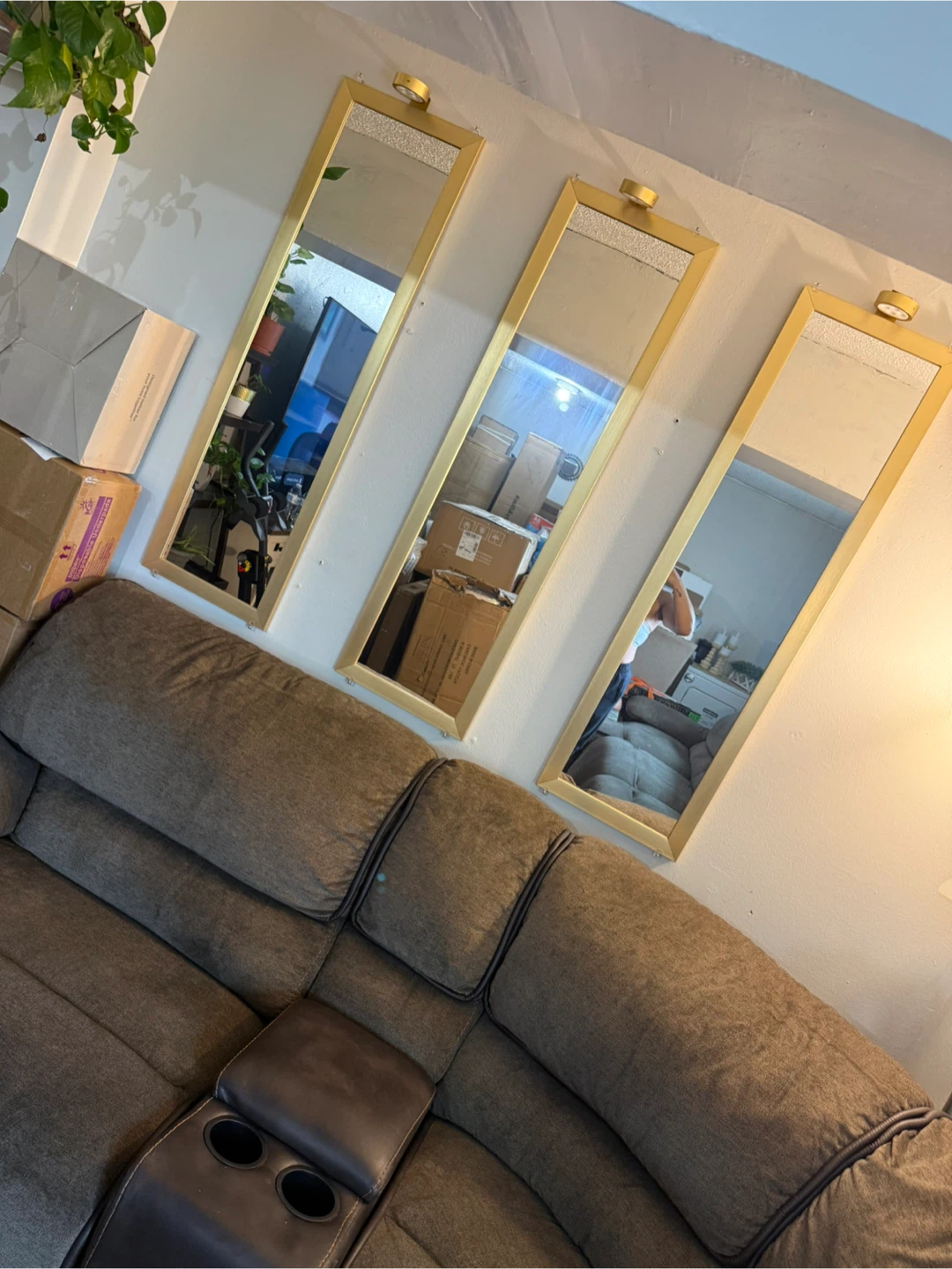 Sectional Reclining Sofa with Cup Holders - photo 5