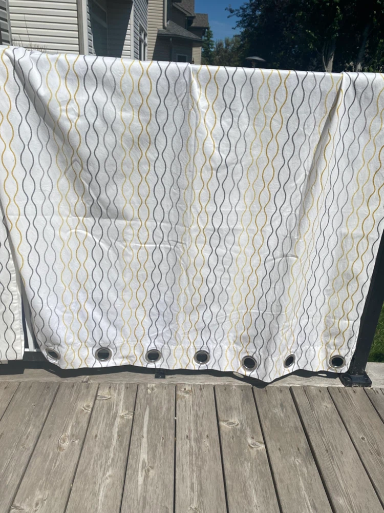 White drapes wavy pattern (set of 4) - photo 3