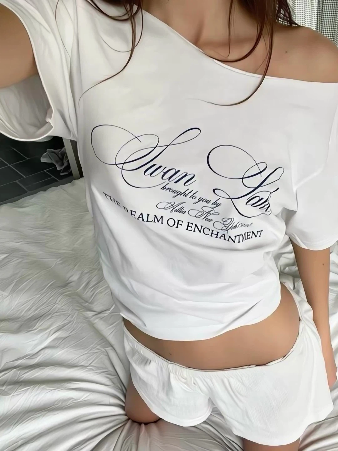White off-shoulder T-Shirt - photo 3
