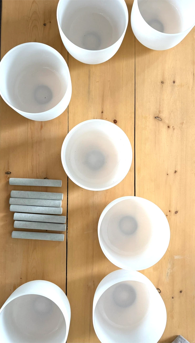 Set of 7 crystal singing bowls