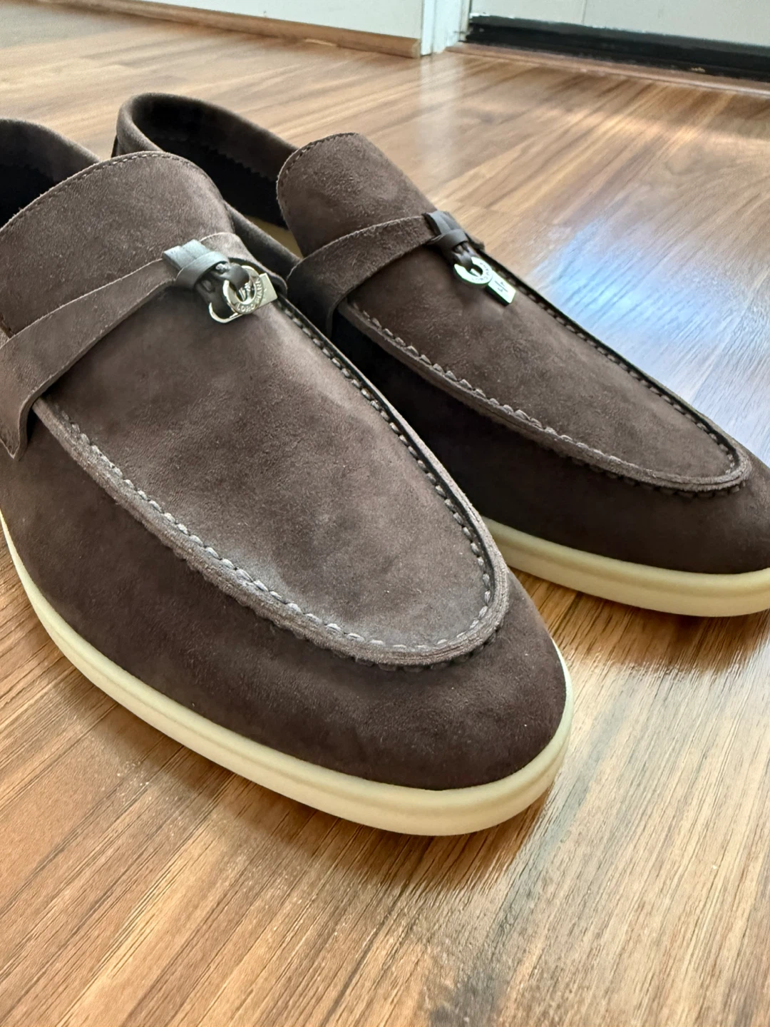 Suede Loafers - photo 3