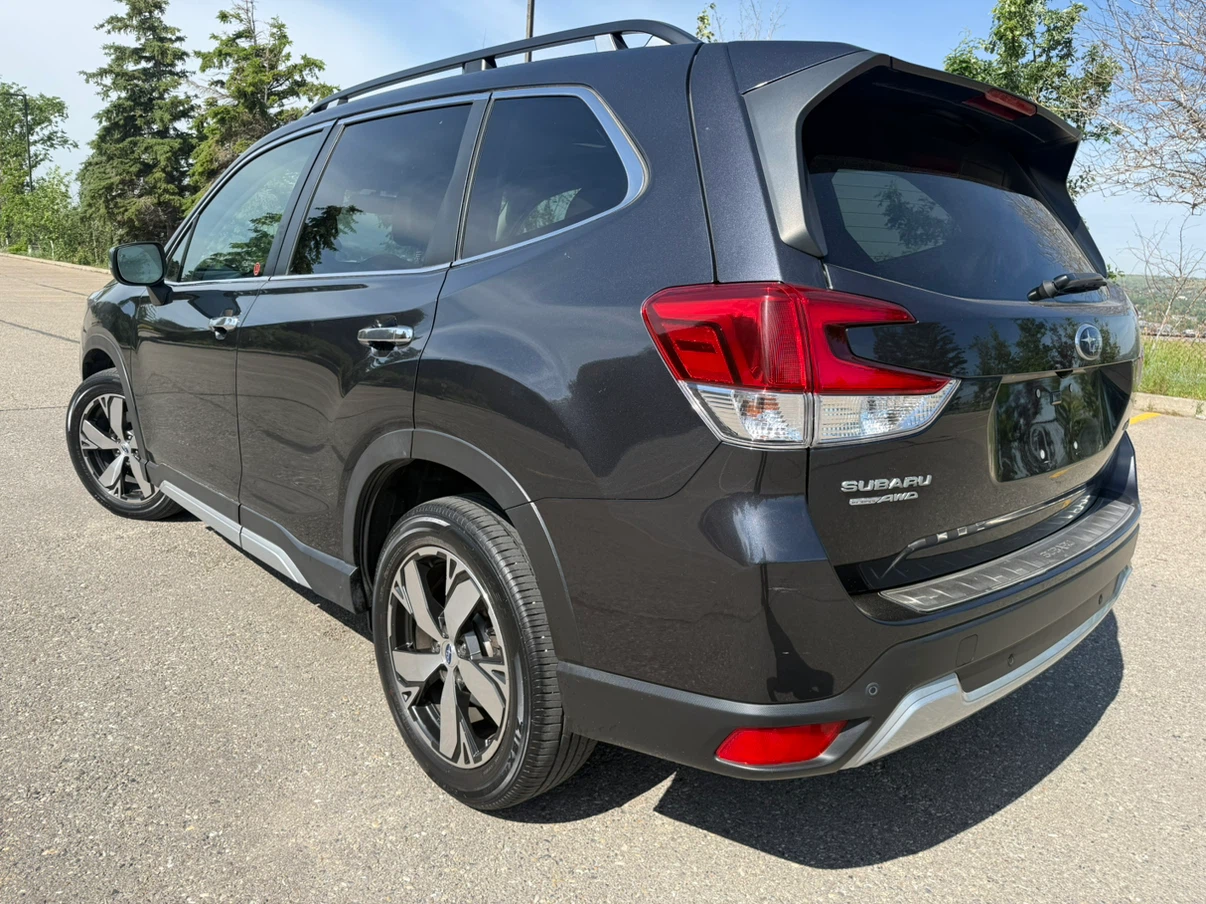2019 Subaru Forester Touring *64k* - photo 4
