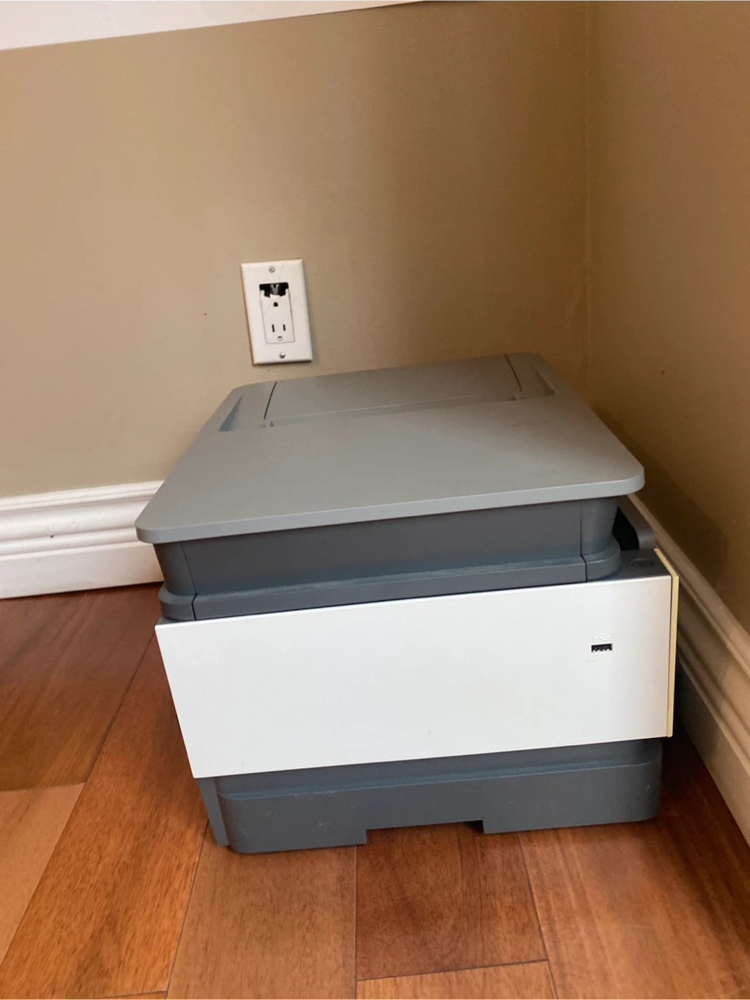 HP OfficeJet Pro 9015 All-in-One Printer - photo 3