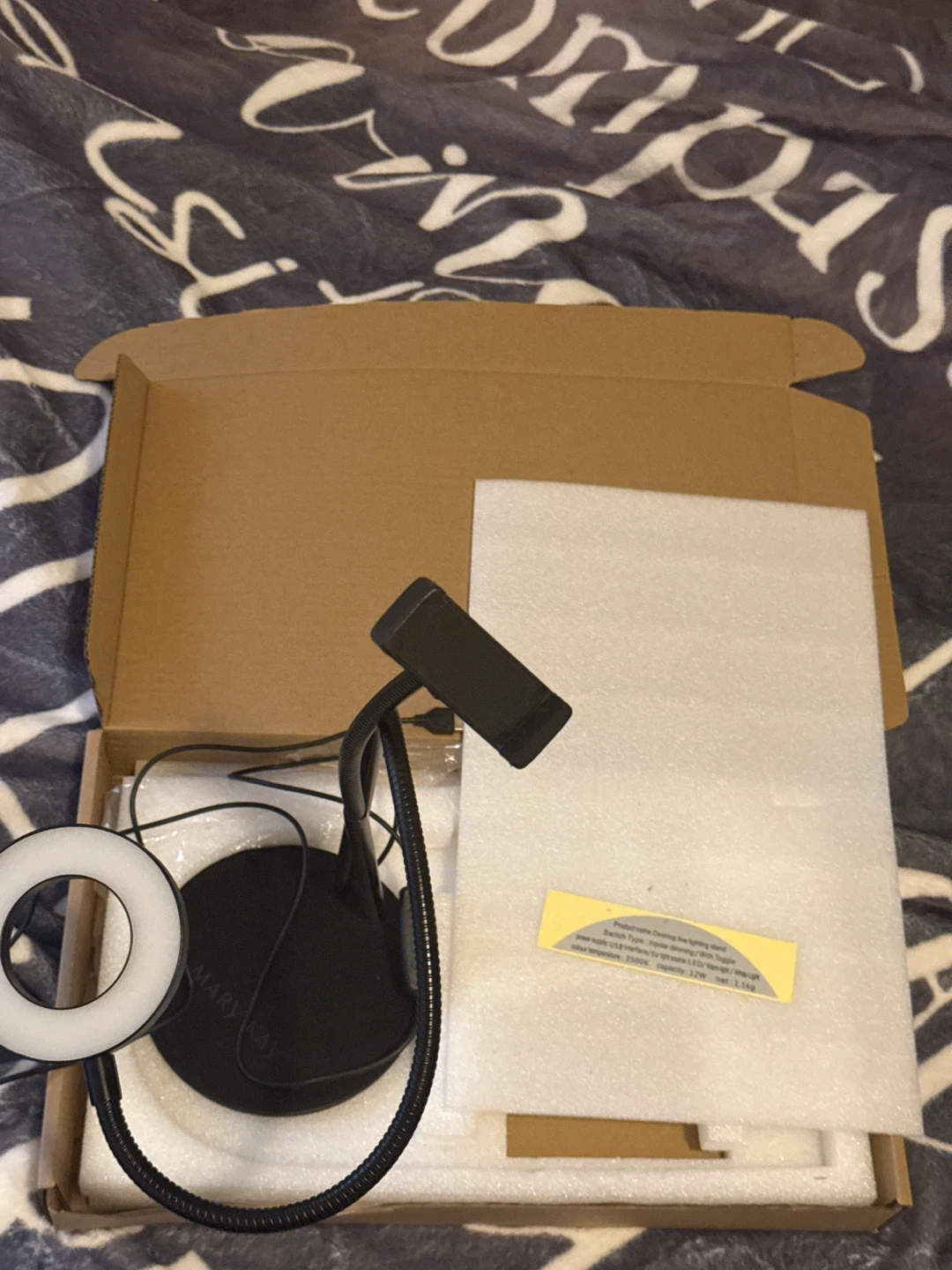 Mary Kay Ring Light and Phone Holder
