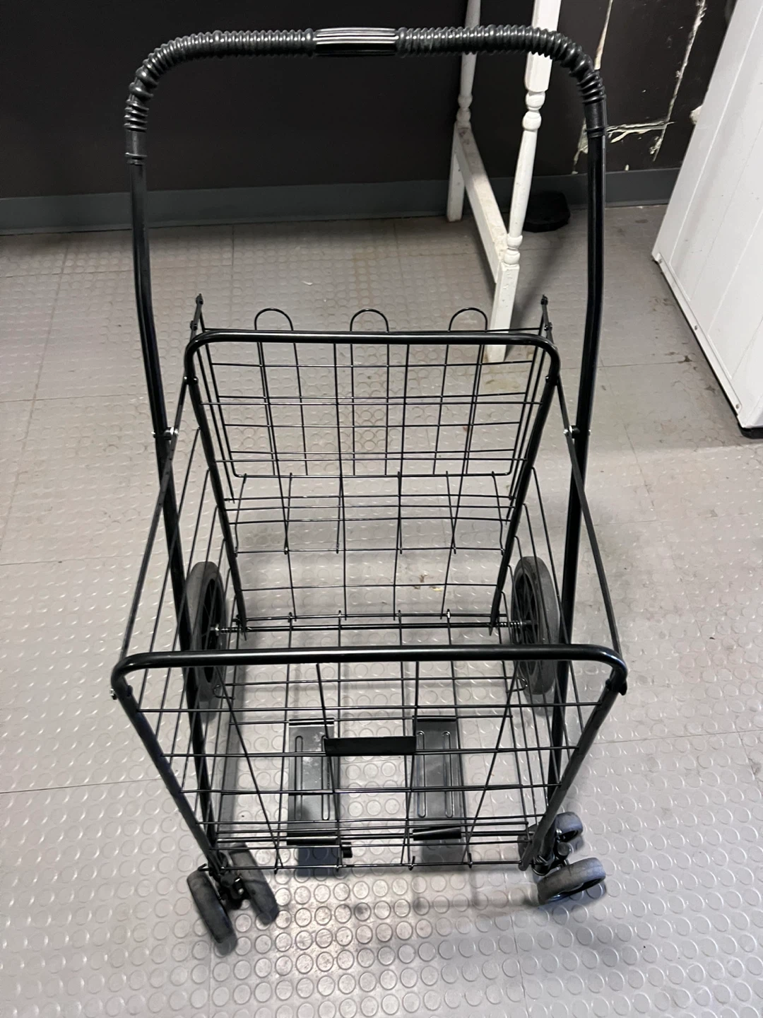 Black Folding Shopping Cart