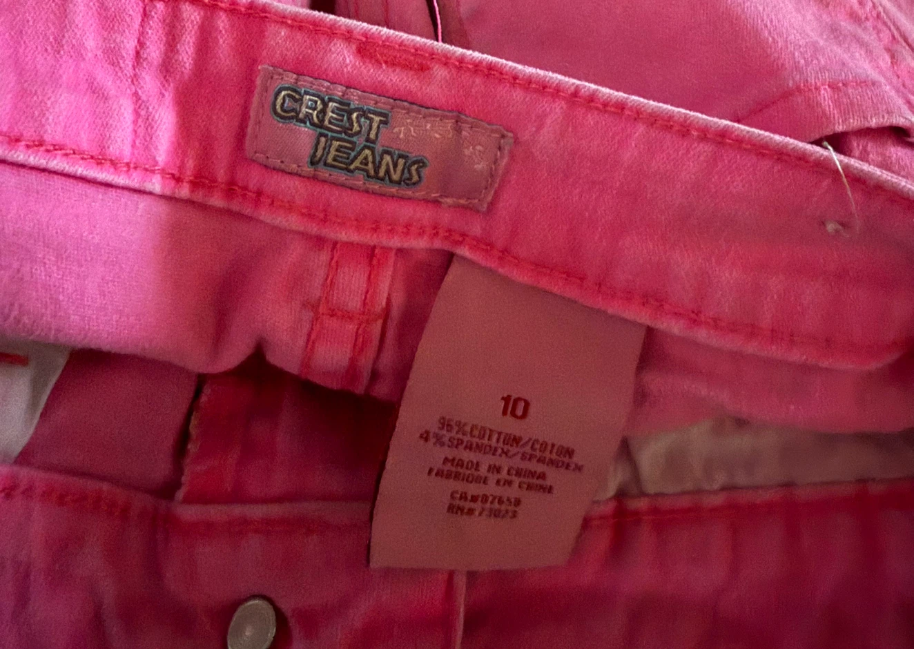 Pink Crest Jeans Shorts Kids size 10 - photo 3