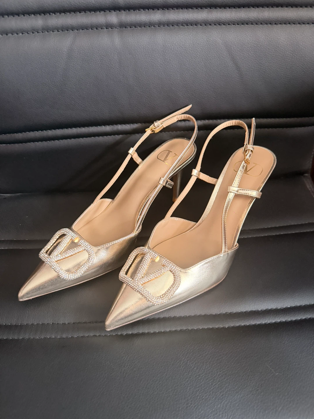 Valentino Gold Pumps 8