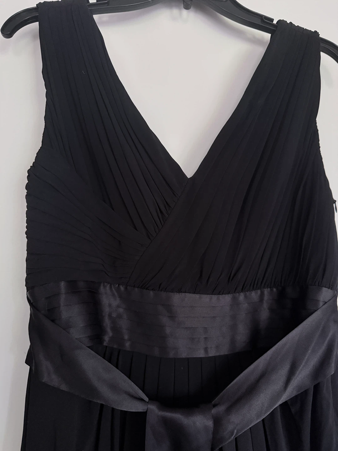 Black Pleated V-Neck Maxi Dress with Satin Sash - photo 3
