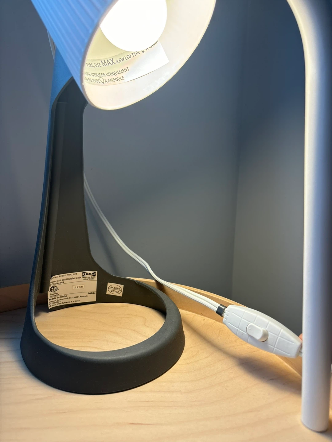 IKEA Table Lamp - photo 3