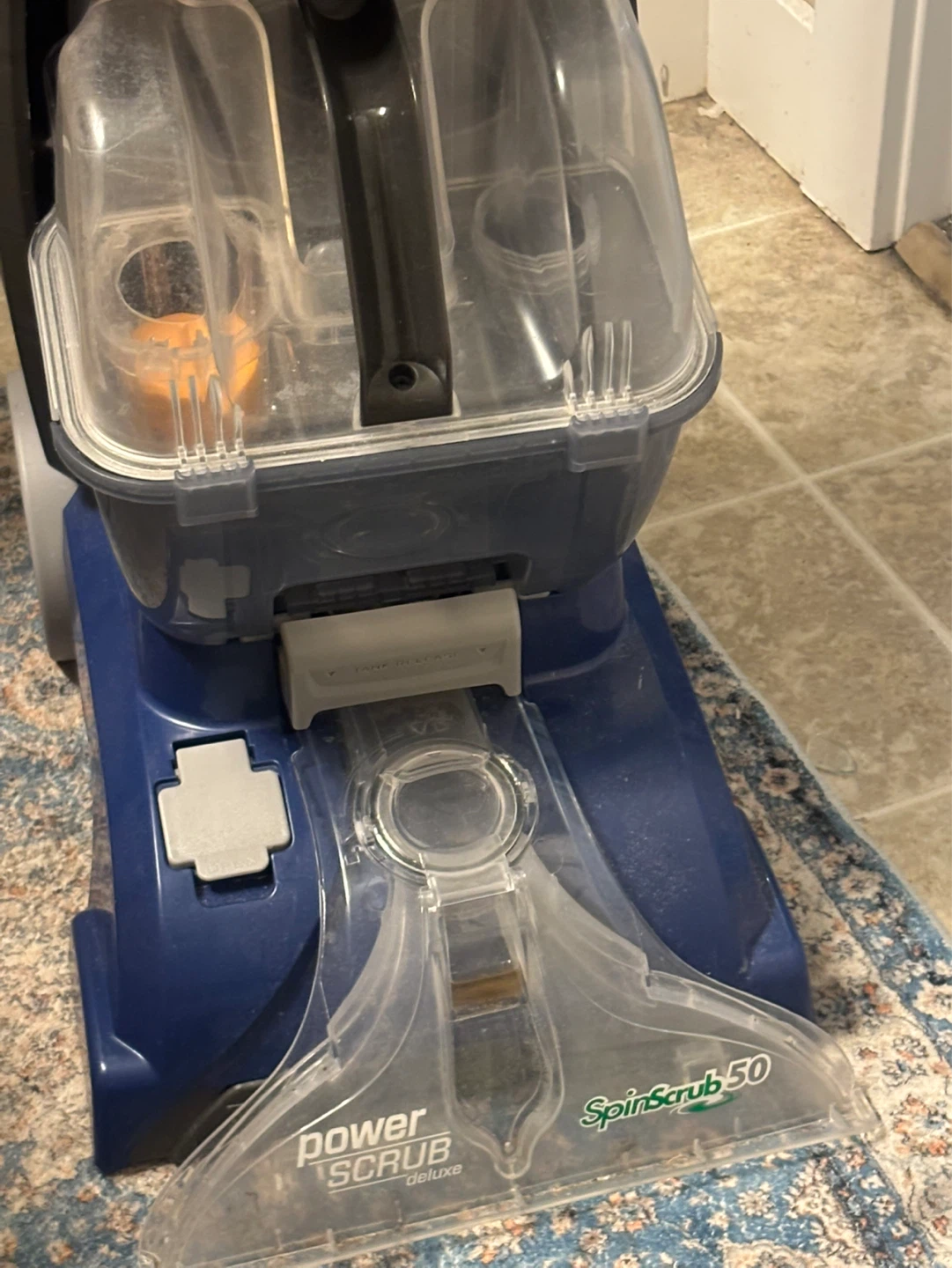 Hoover Power Scrub Deluxe Carpet Cleaner - photo 2