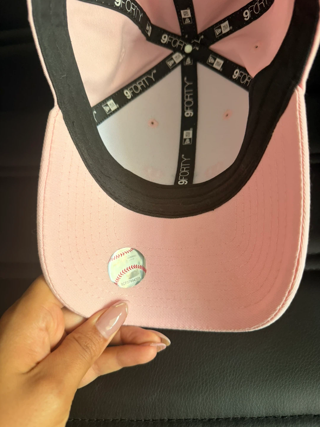 New Era Pink Yankees Heart Cap - photo 4