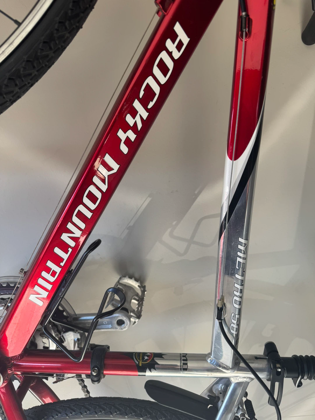 Rocky Mountain Metro 50 Hybrid Bike - photo 3