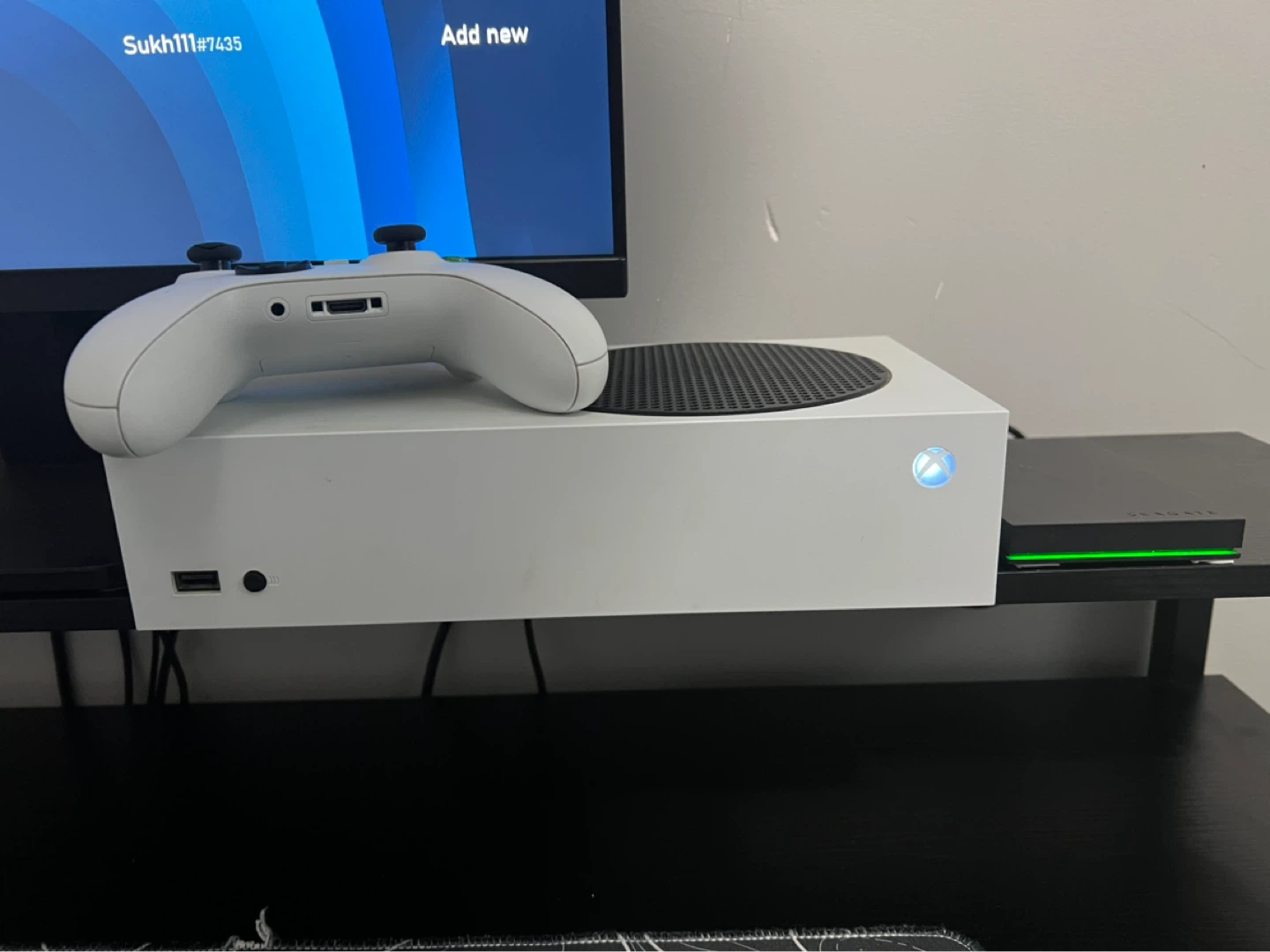 Xbox Series S Console with Controller and Seagate Storage - photo 2