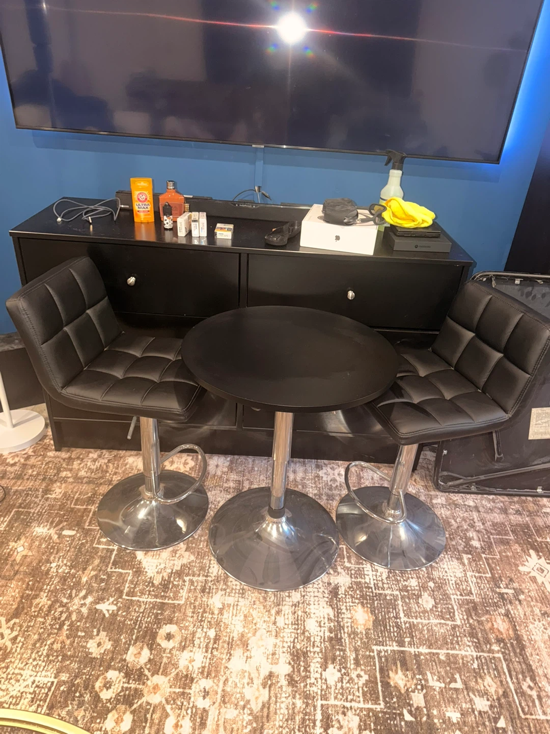 Table and 2 Chair Set