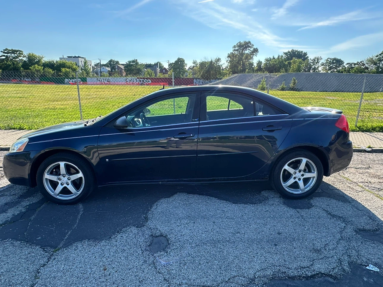 2008 Pontiac G6 117k miles - photo 2