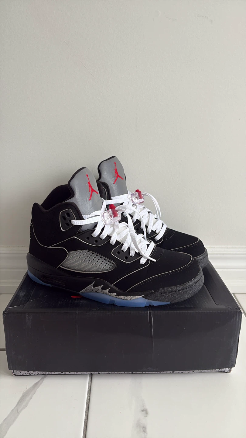Jordan 5 Black Matalics