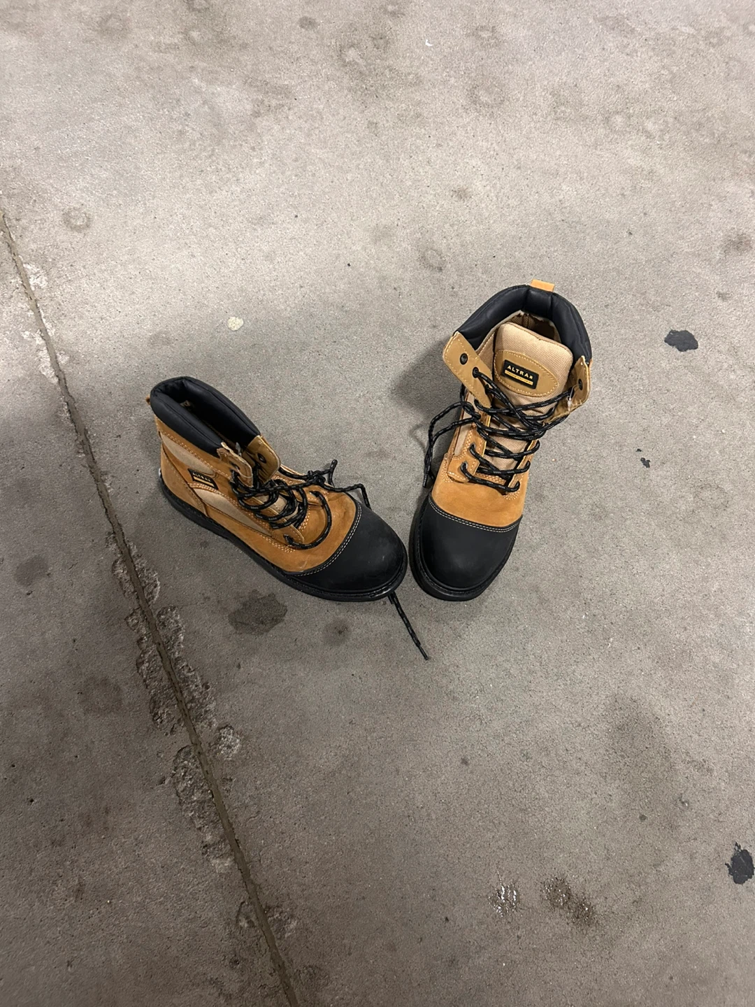 Altra Industrial Work Boots - photo 2