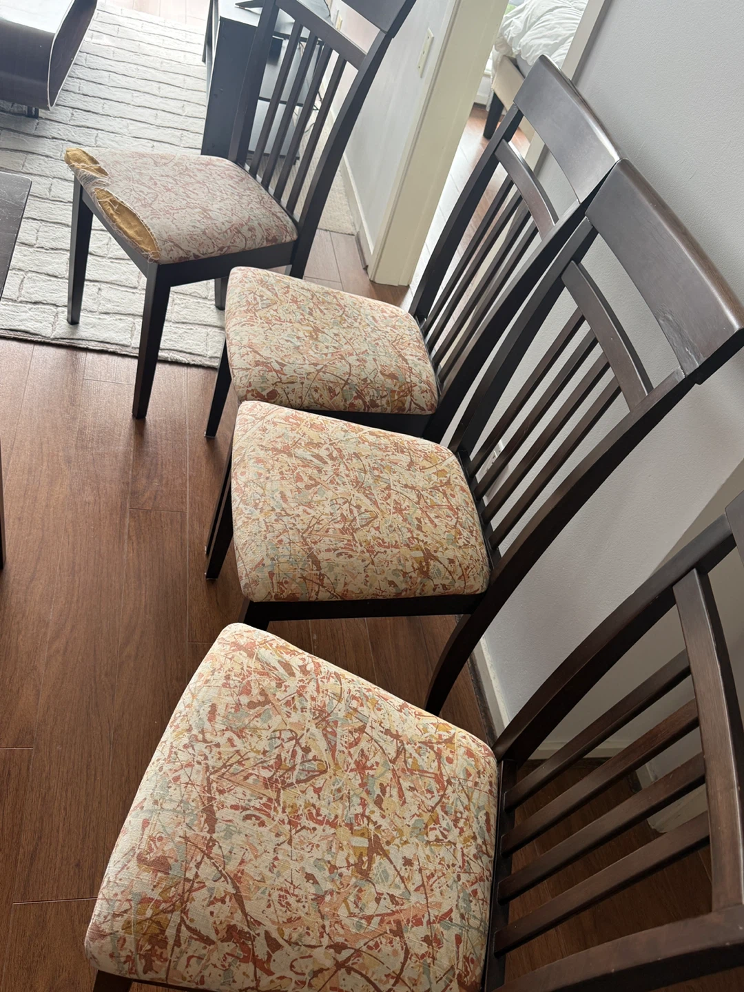 Free Set of 4 Wooden Dining Chairs - photo 3