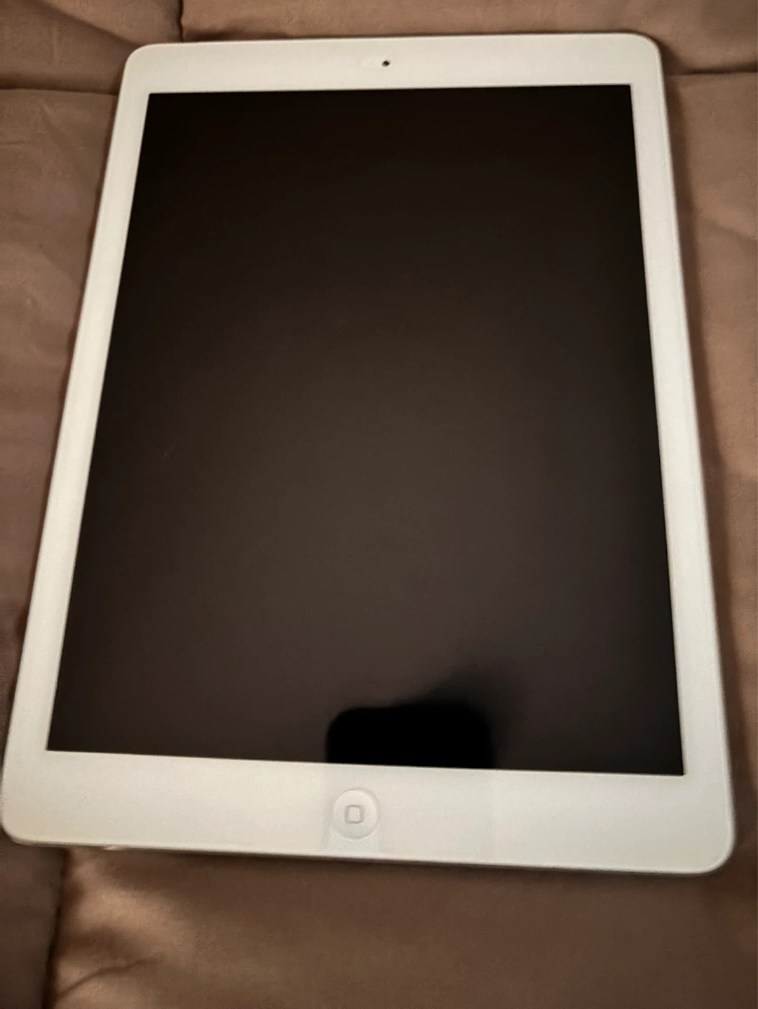 Apple iPad Air (1st Gen) 64 GB