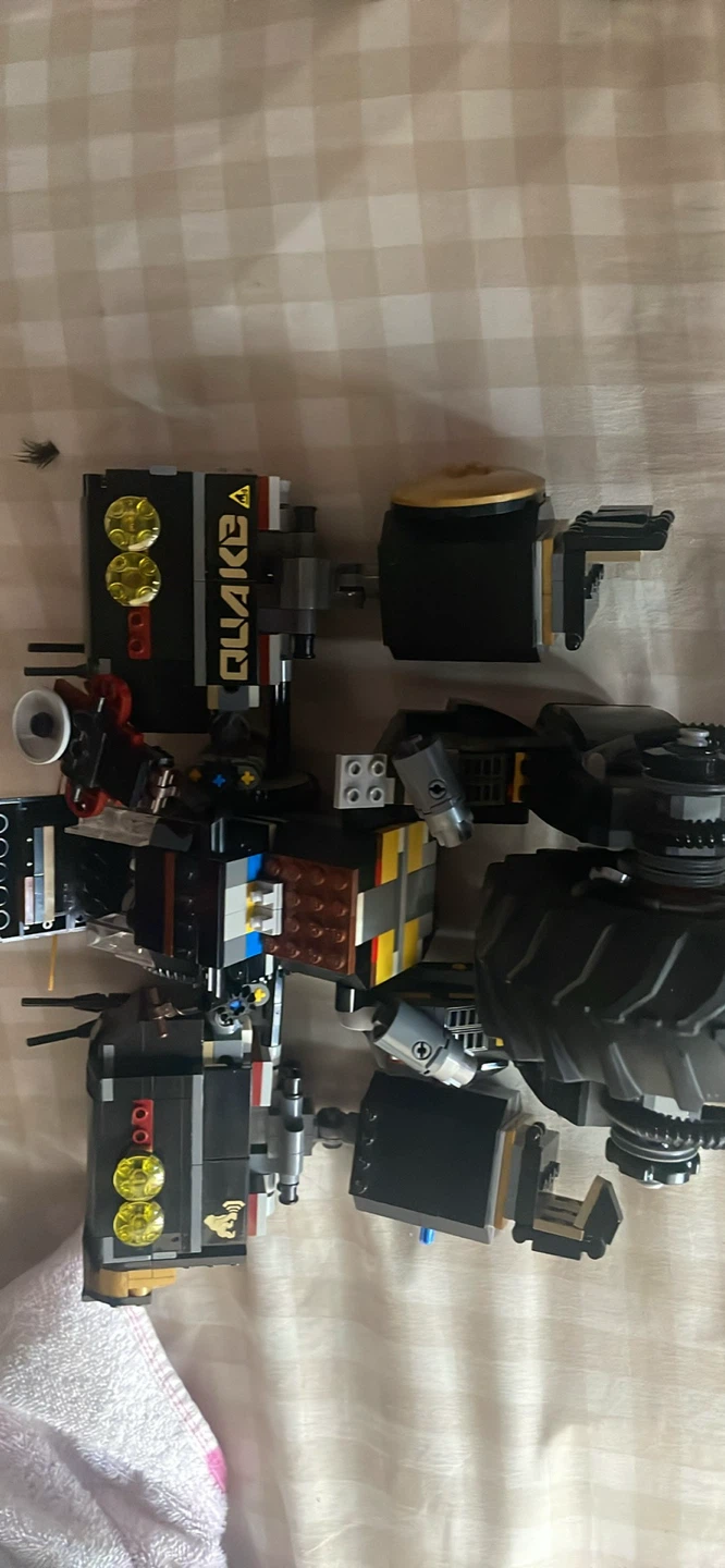 LEGO Ninjago Movie Quake Mech (70632), released in 2017. - photo 2