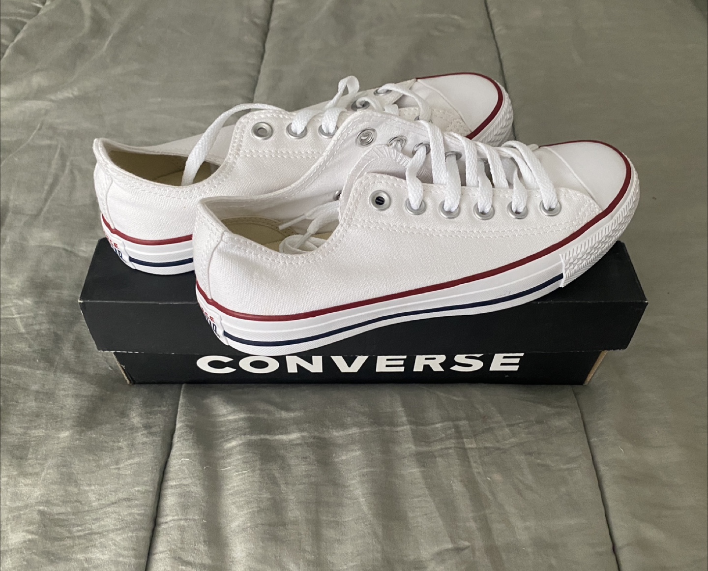 Converse Chuck Taylor All Star Low Top Sneakers - White