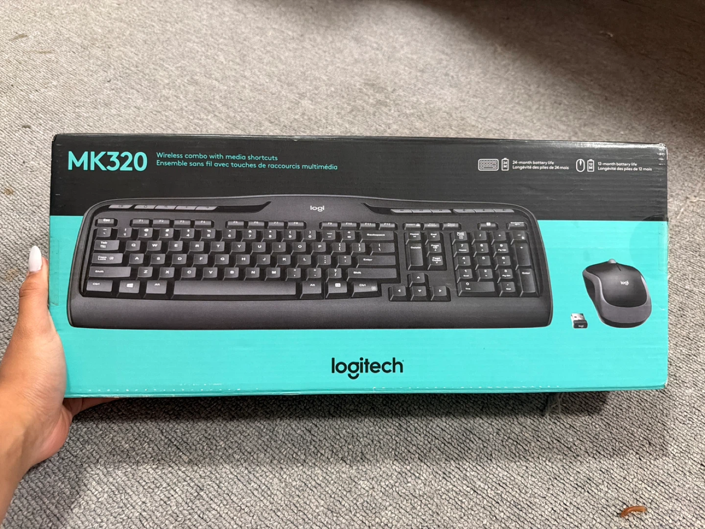 Logitech MK320 Wireless Keyboard and Mouse