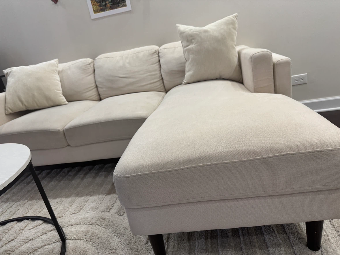 Cream Sectional Couch for Sale - photo 3