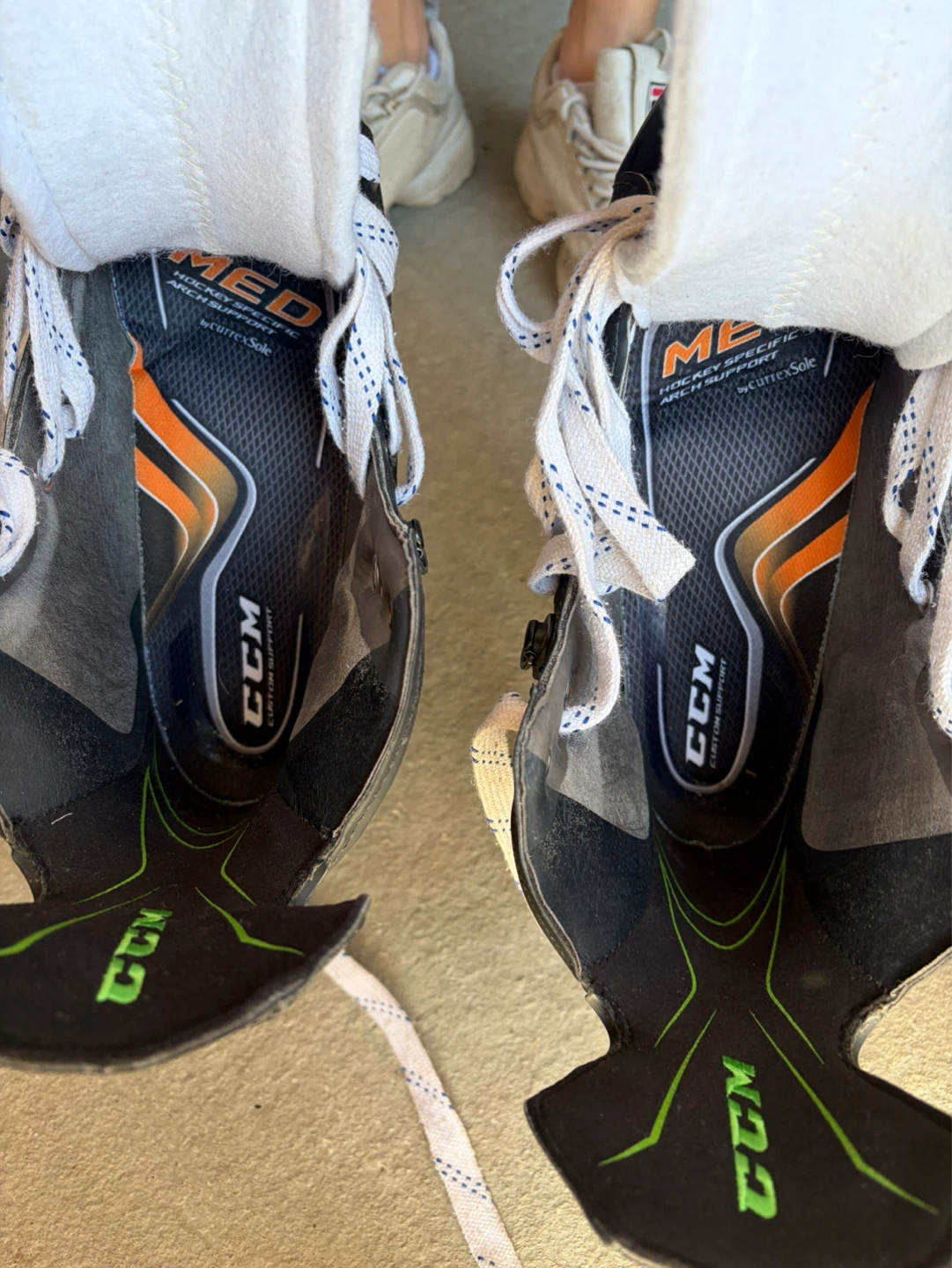NEW CCM Men’s Hockey Skates - photo 2