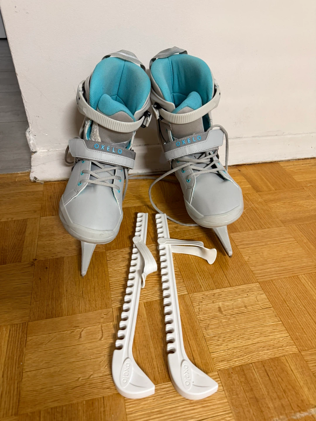 OXELO Ice Skates with Blade Guards