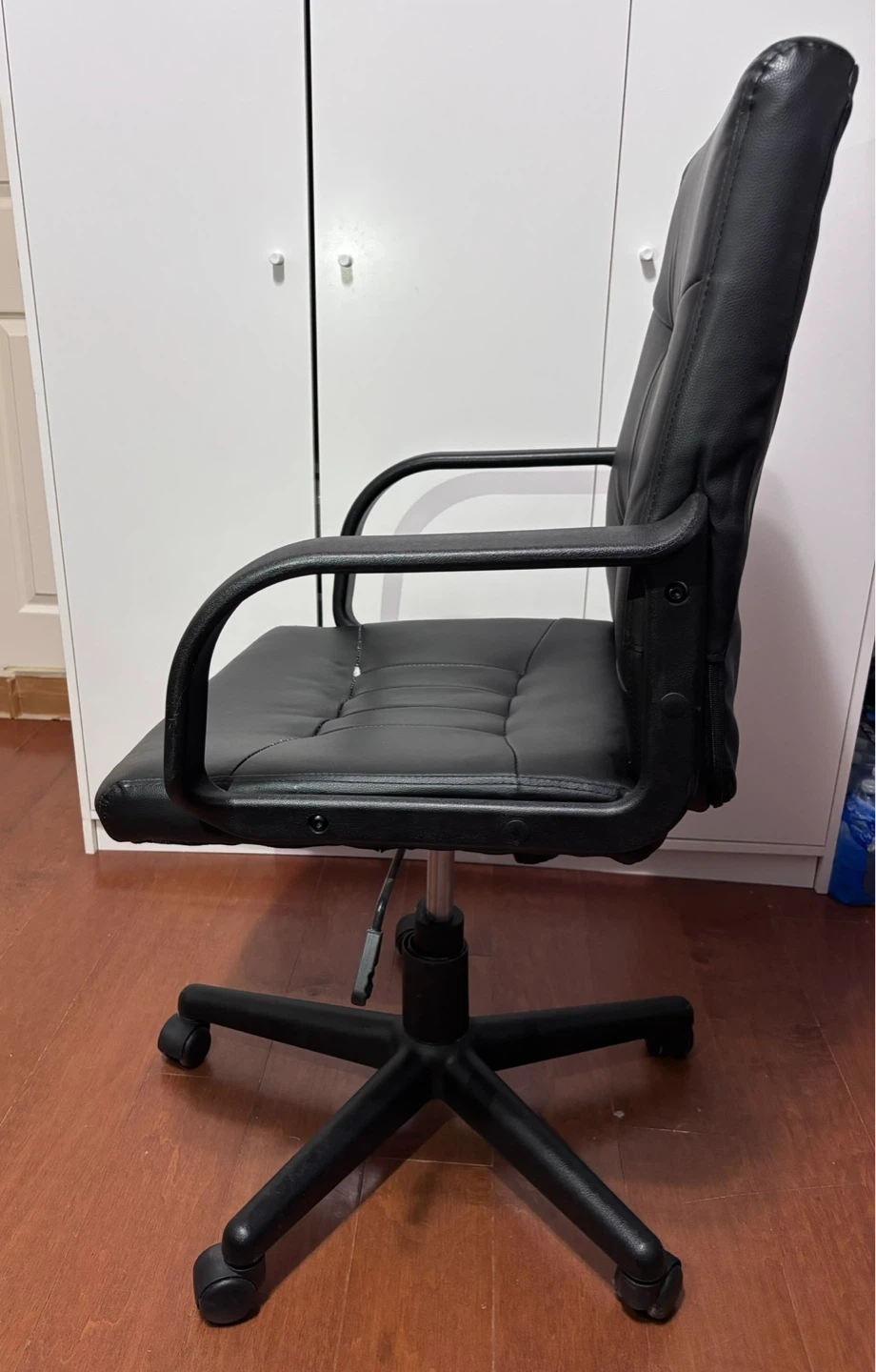Black Faux Leather Office Chair - photo 3