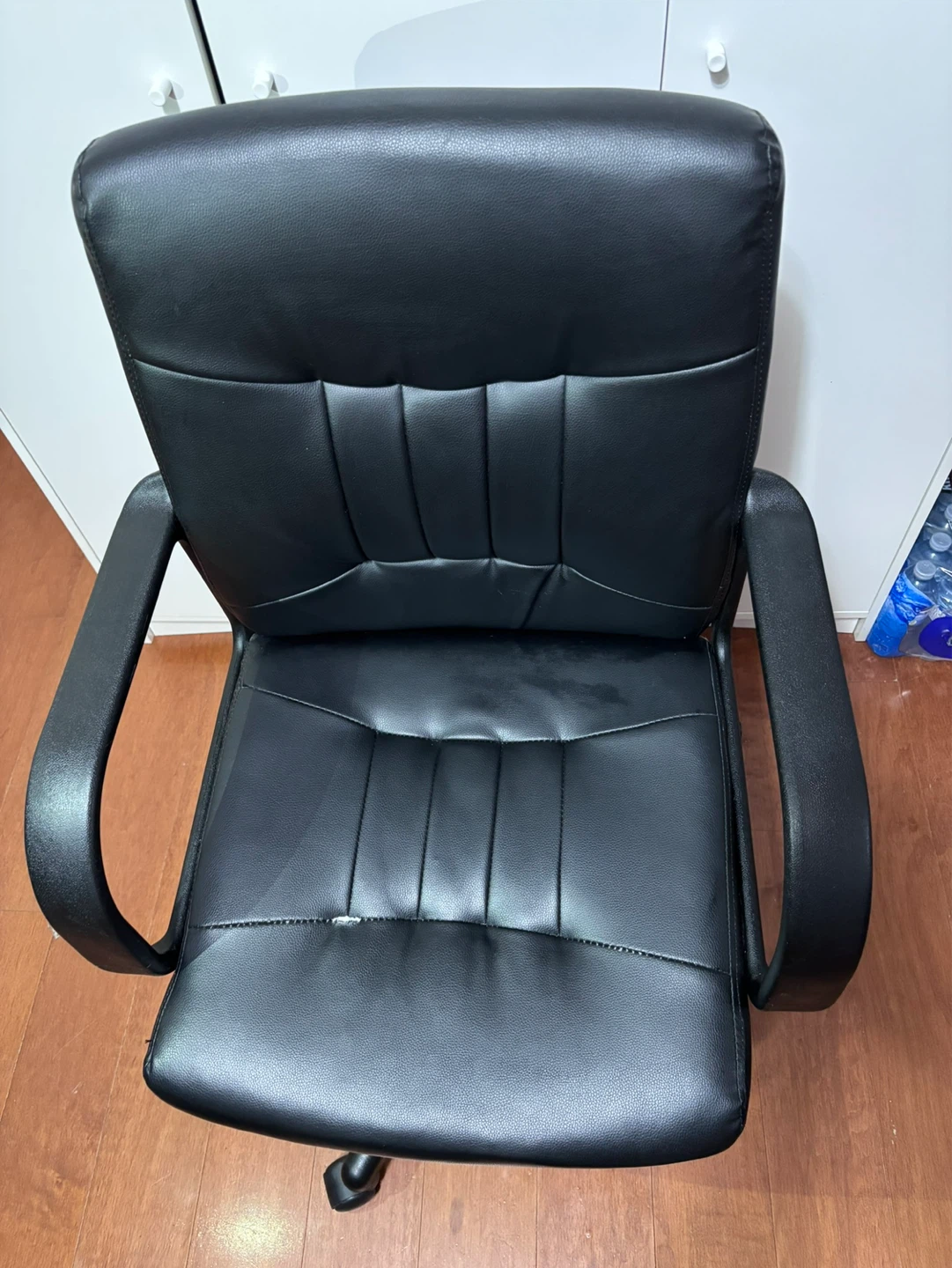 Black Faux Leather Office Chair - photo 2