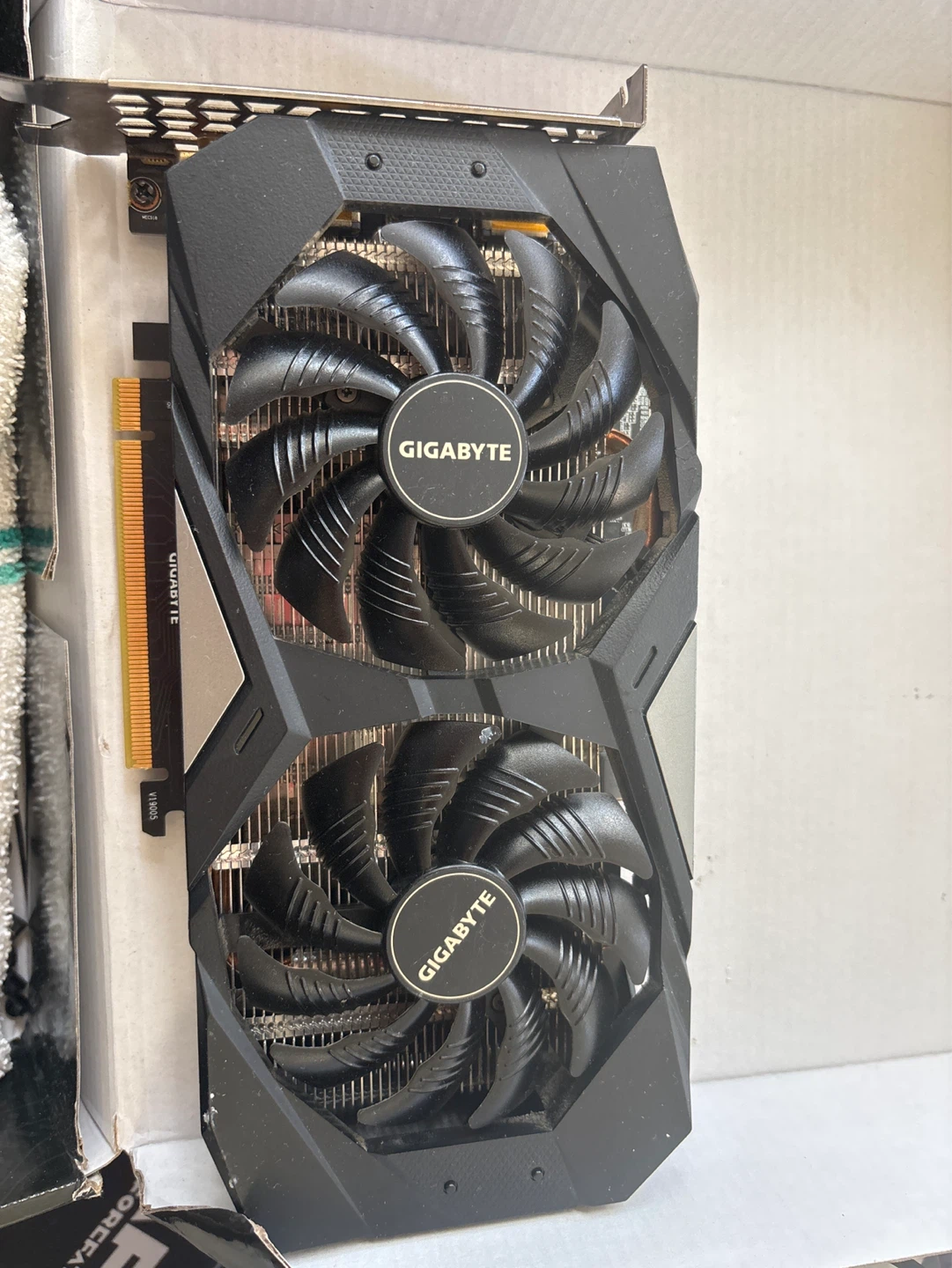 Gigabyte B520I AC Motherboard with Ryzen 5  5500 - photo 3