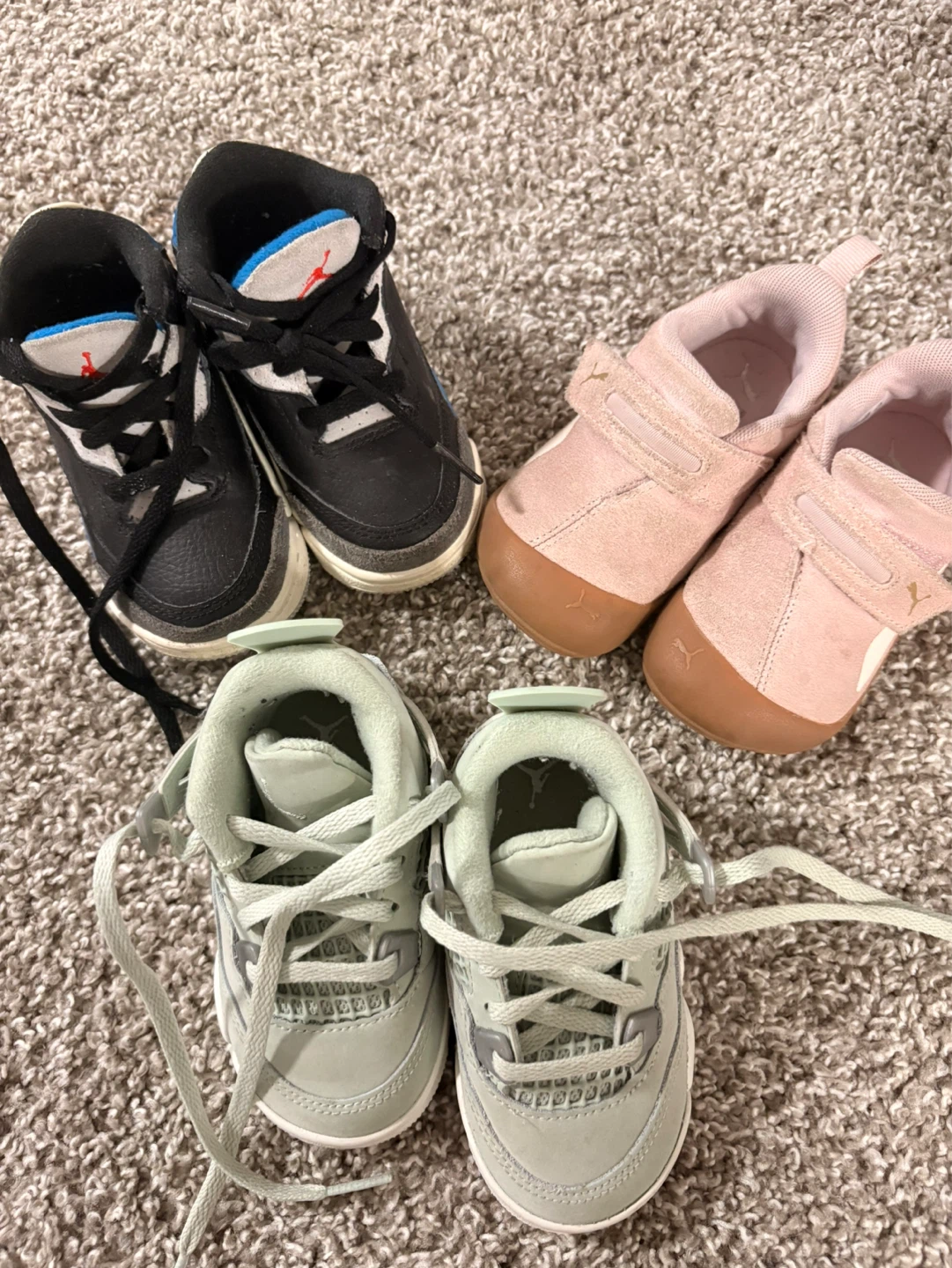 Toddler's shoes