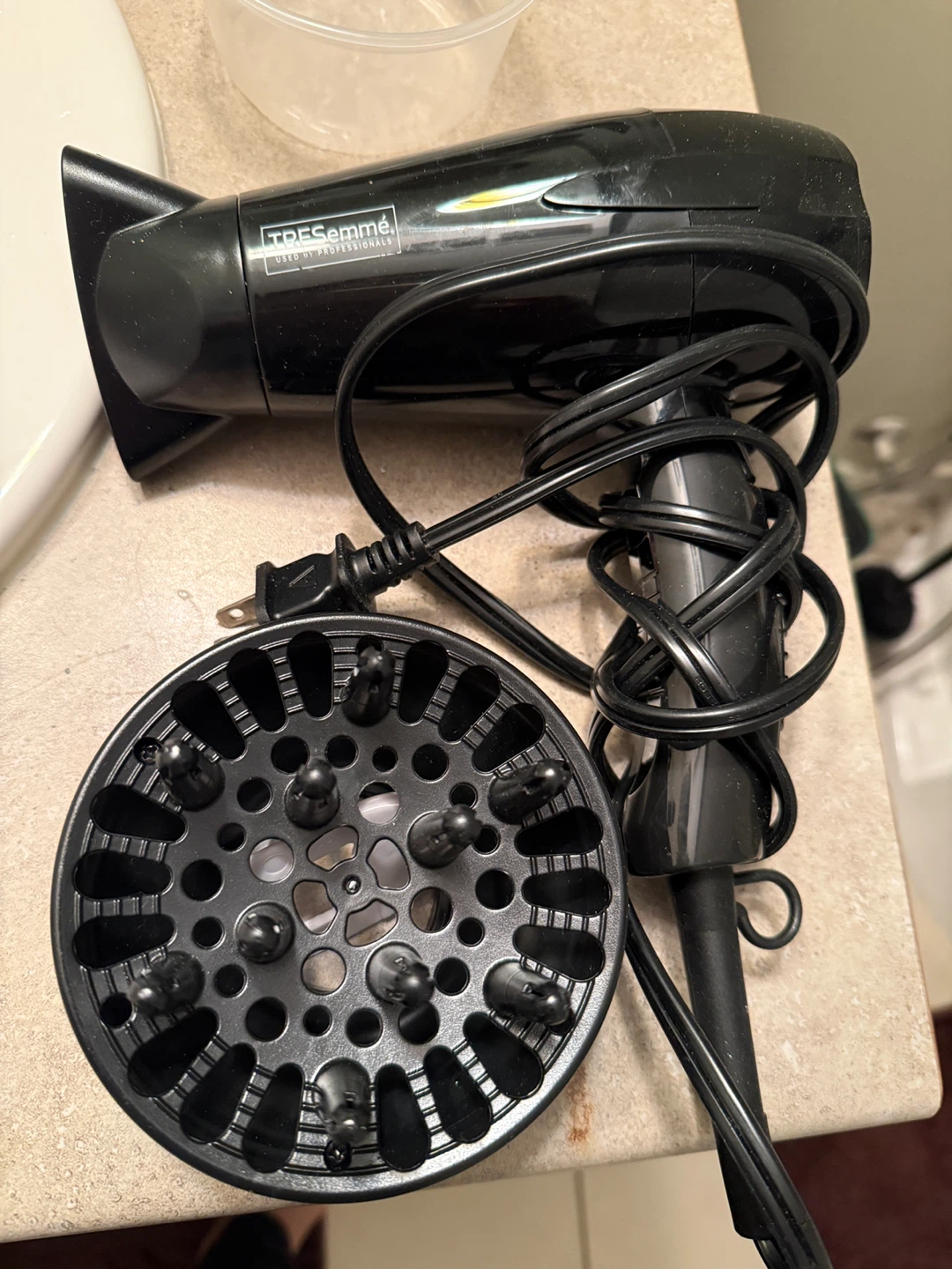 TRESemmé Hair Dryer with Diffuser - photo 2