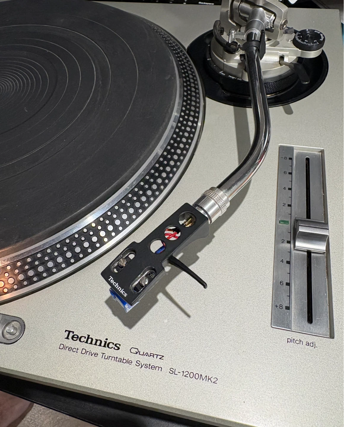 Technics 1200MKII turntable EUC with Stanton 500 cartridge - photo 2