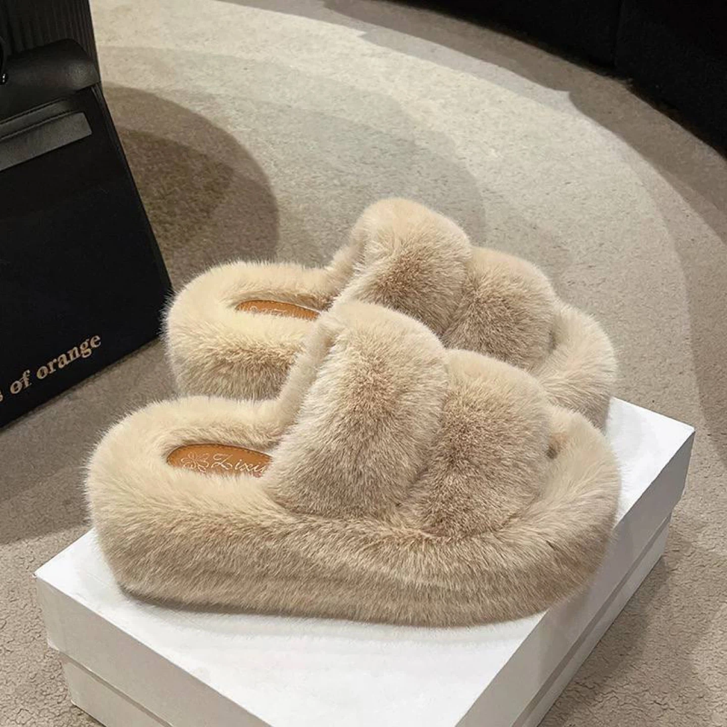Fuzzy Slide Slippers - Beige size 39 new - photo 3