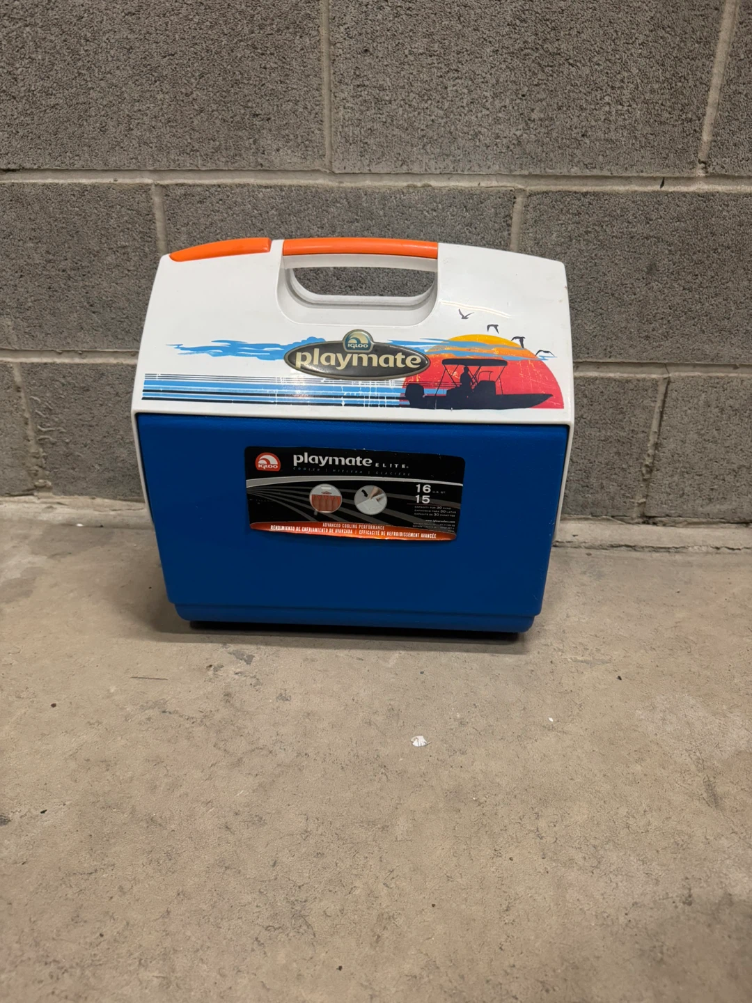 Igloo 16-Quart Playmate Elite Cooler Ice Chest - photo 2