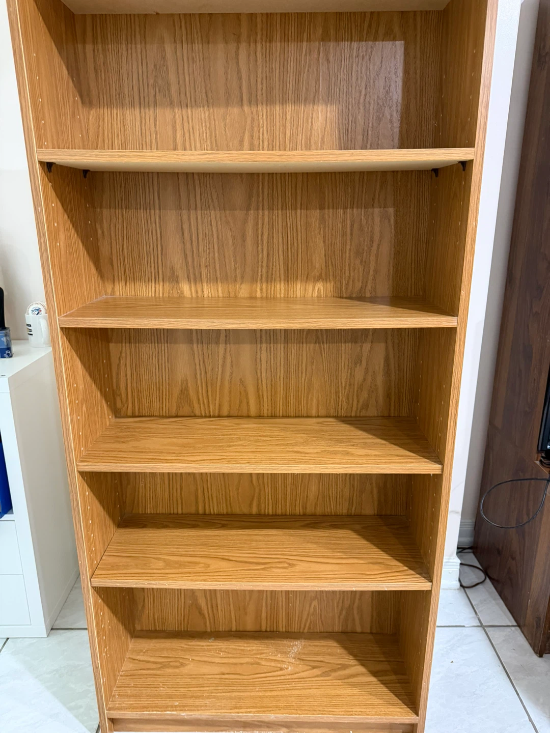 Wooden Bookshelf - photo 4