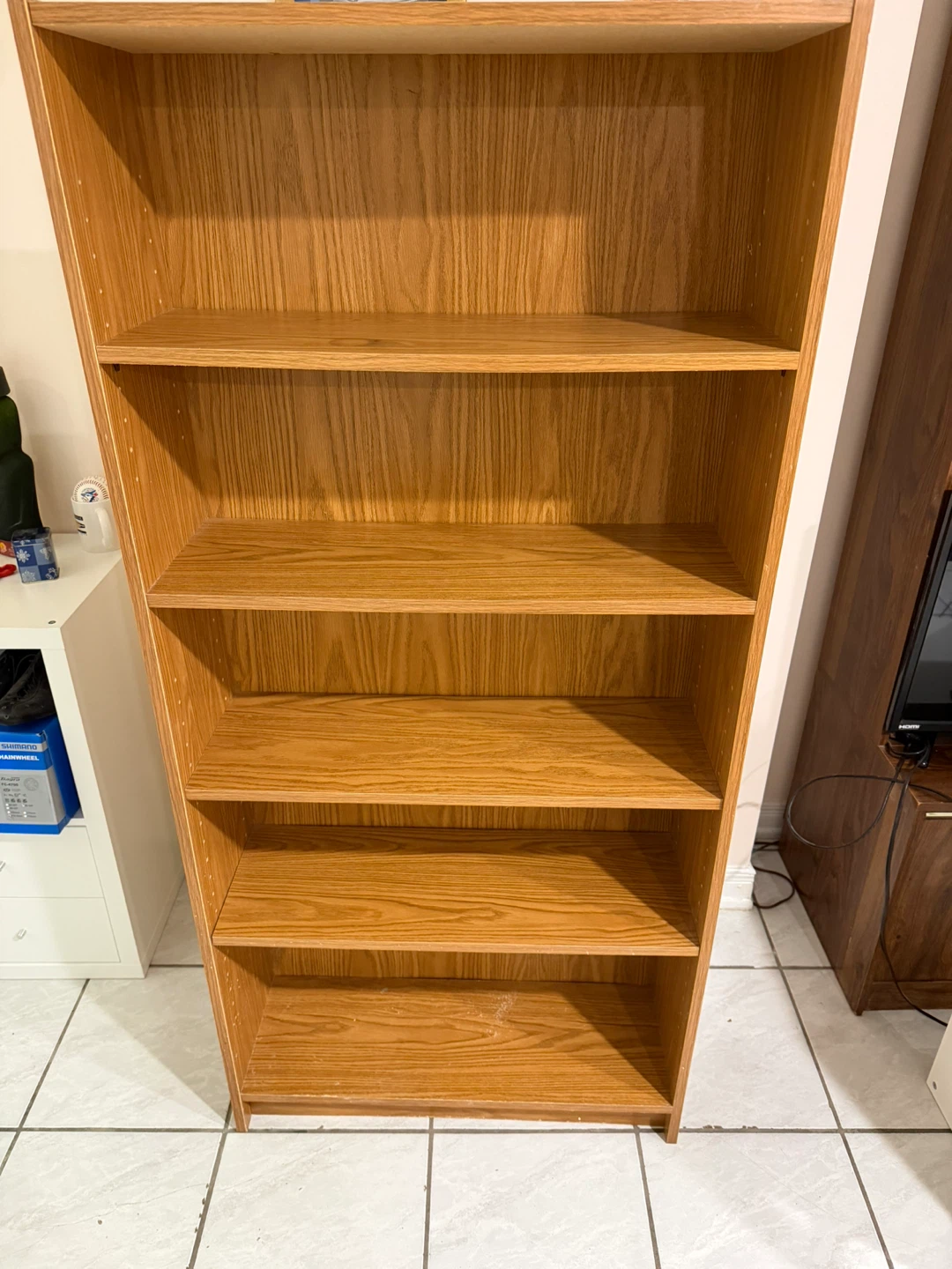 Wooden Bookshelf - photo 2