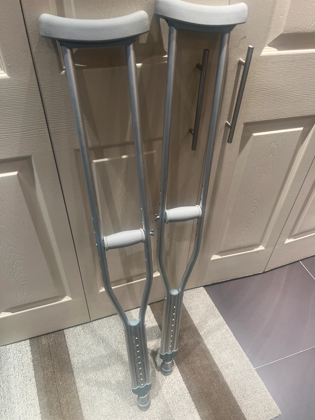 Adjustable Crutches Pair