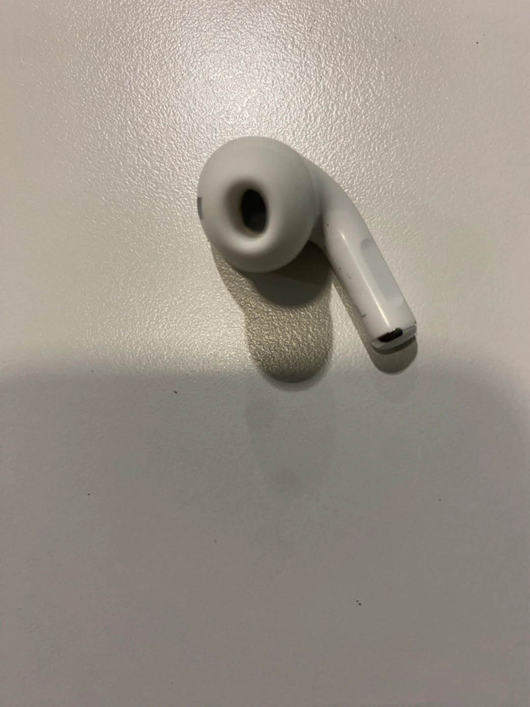 Apple AirPods Pro (left Earbud) - photo 3