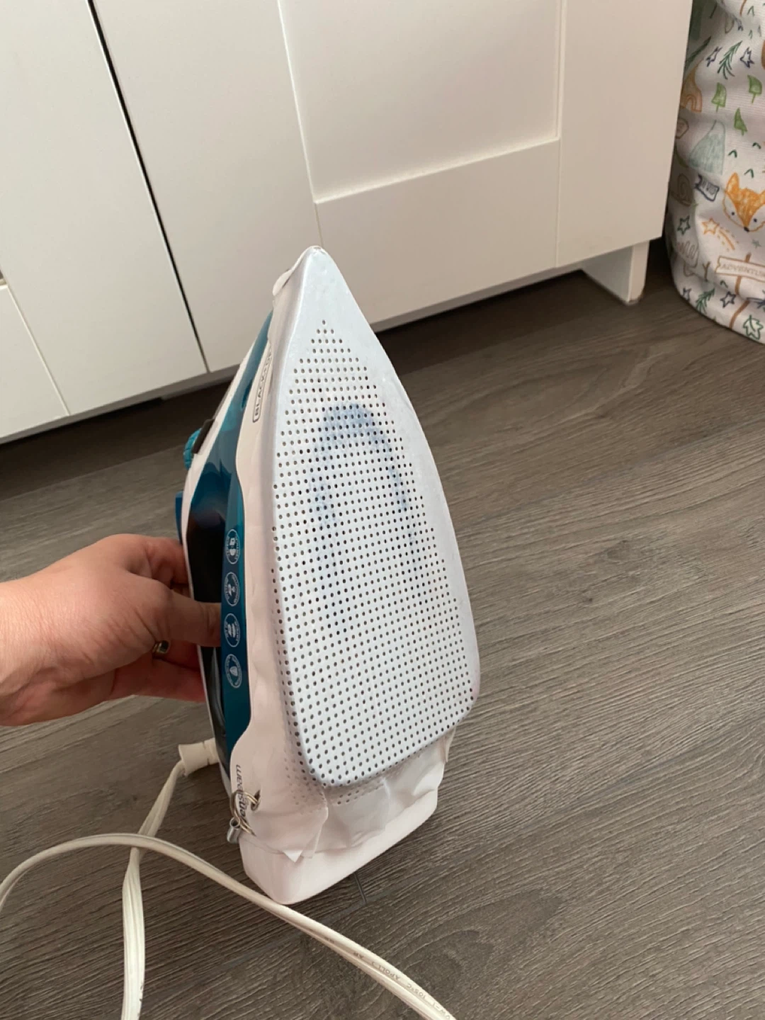 BLACK+DECKER Steam Iron - photo 3