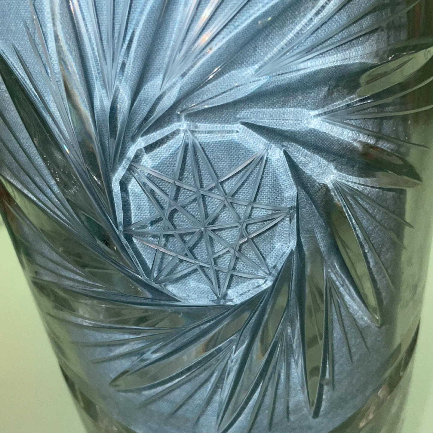 Vintage Hand-Cut Lead Crystal Vase - photo 3