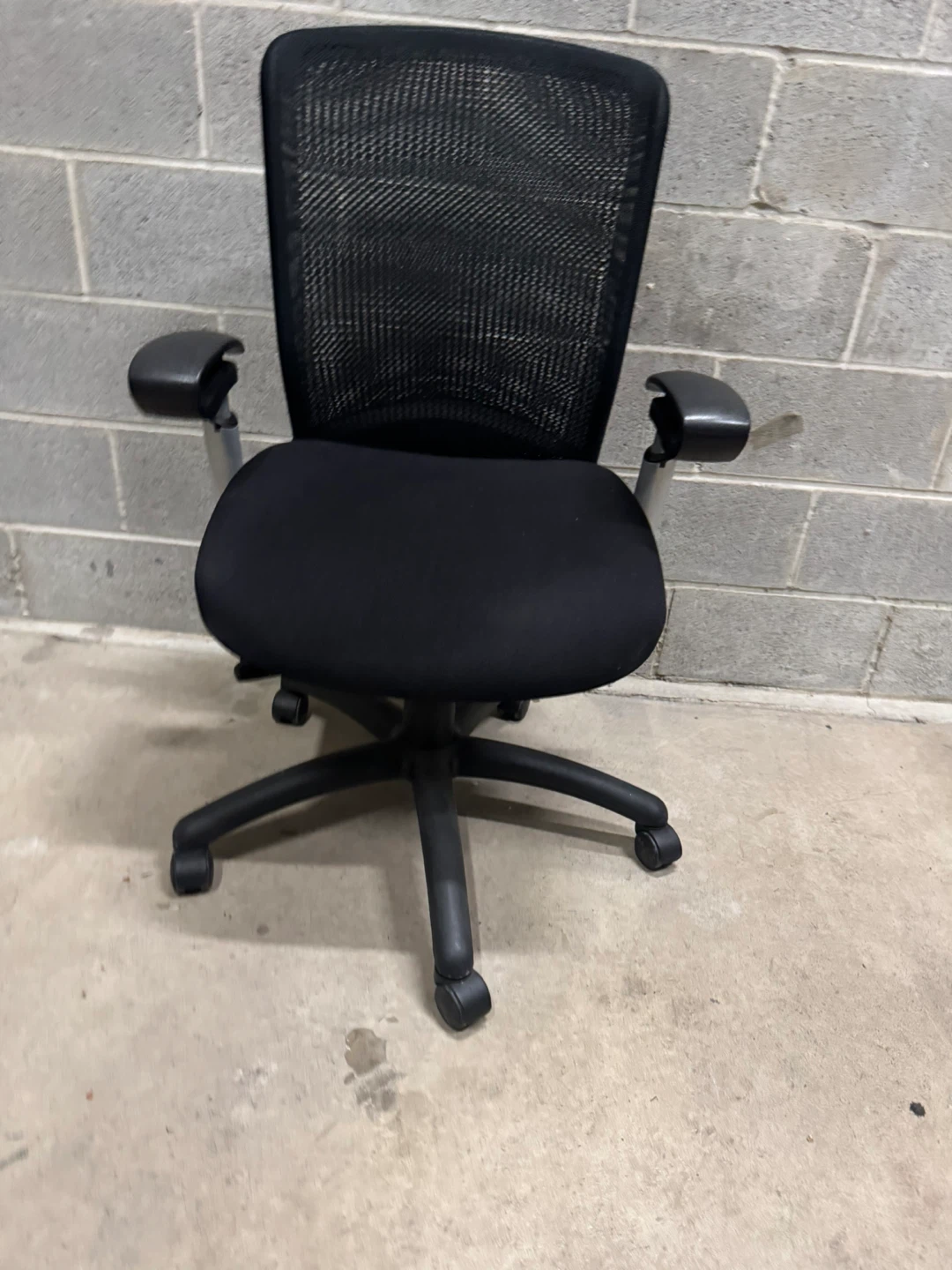 Office chair 20$cash