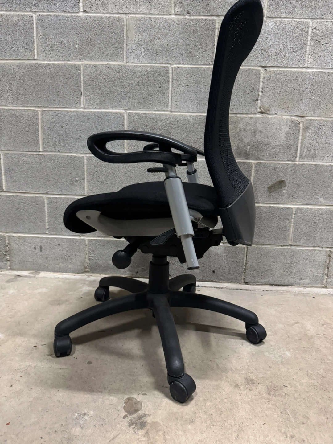 Office chair 20$cash - photo 4