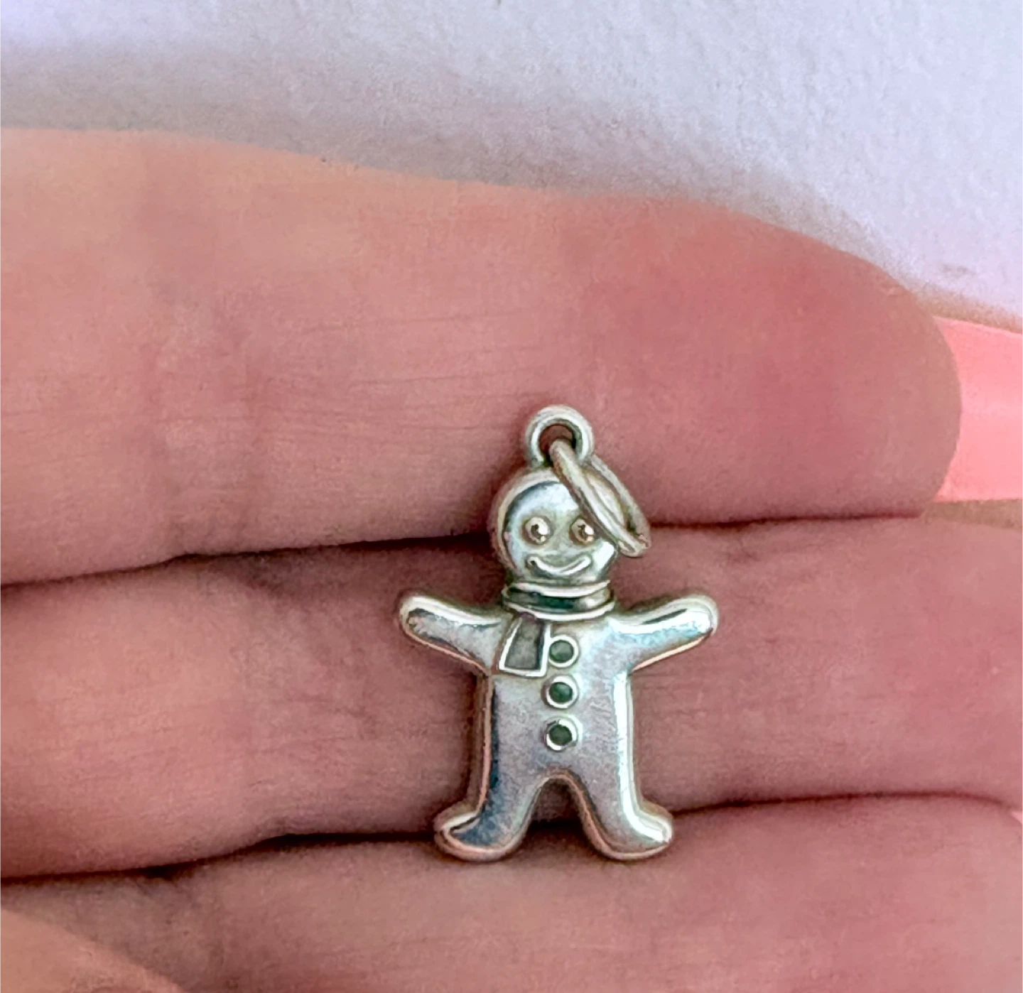 💯 Authentic Tiffany and Co. Gingerbread Man Charm - photo 4