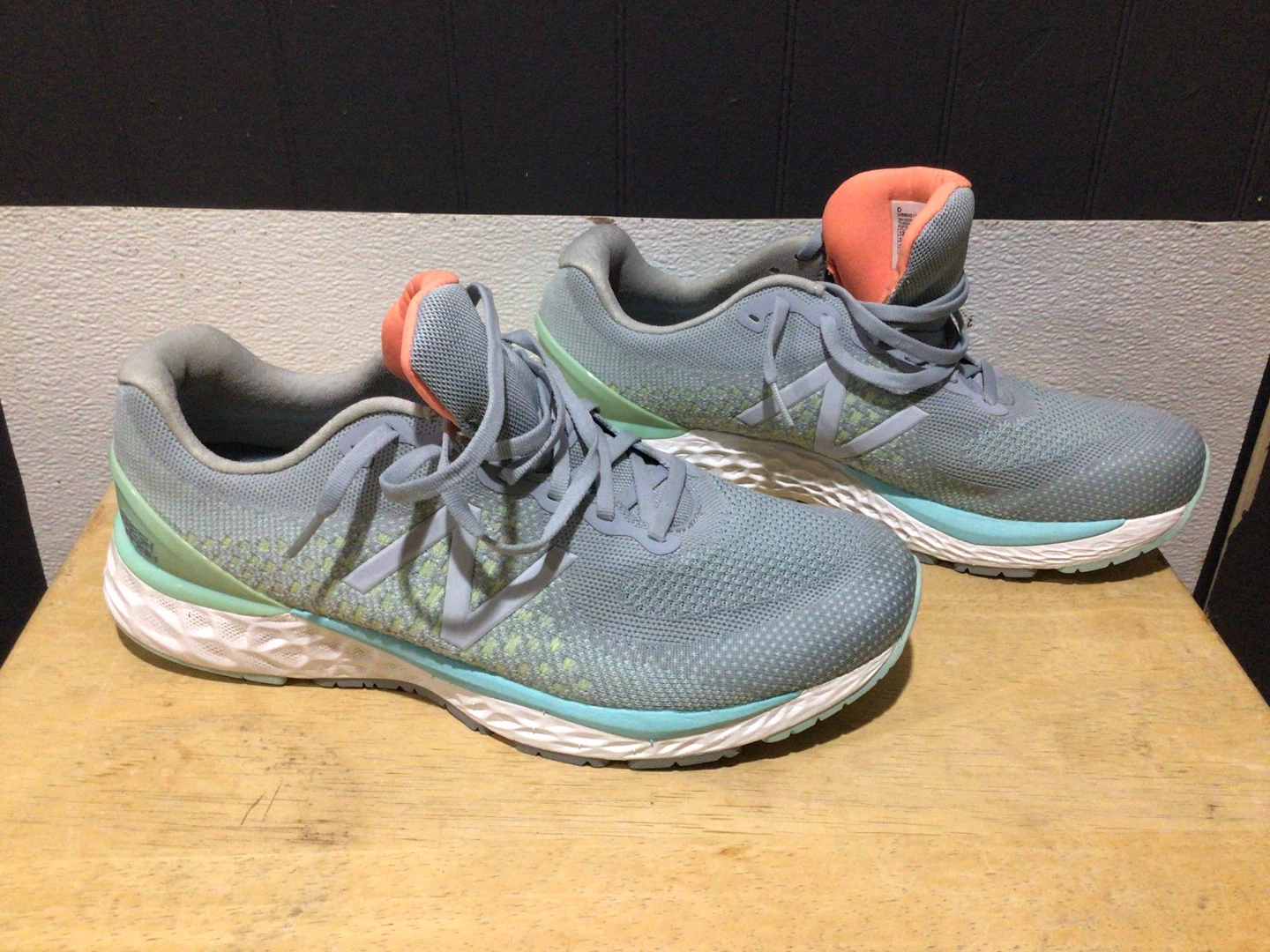 Gym shoes…new balance - photo 3