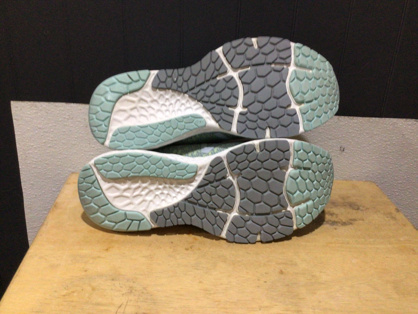 Gym shoes…new balance - photo 5