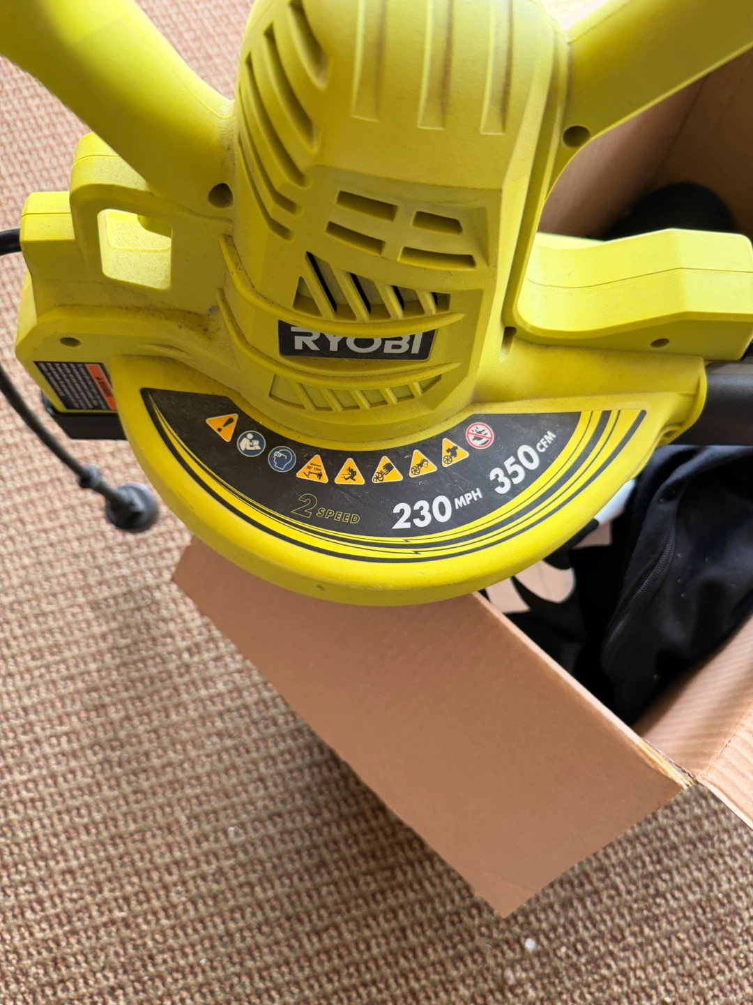 Ryobi Electric Leaf Blower - photo 2
